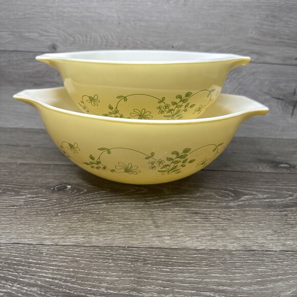 Pyrex Shenandoah Cinderella Mixing Bowls Qt Qt 443 444